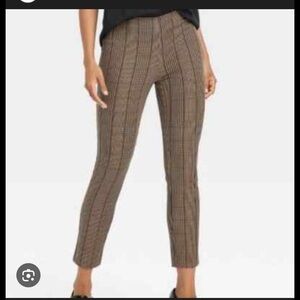 a new day Women's Tan & black skinny pants size 8
